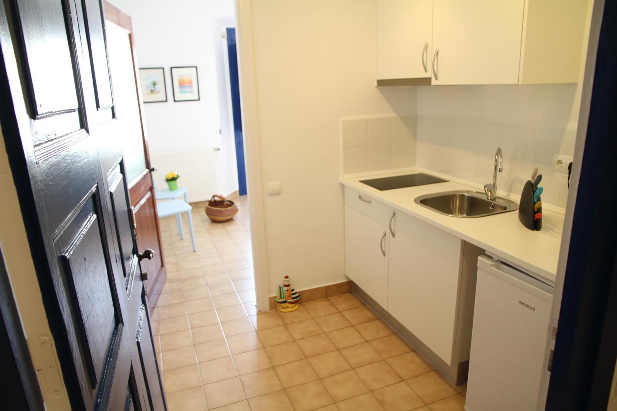 - Compartir Cadaques
